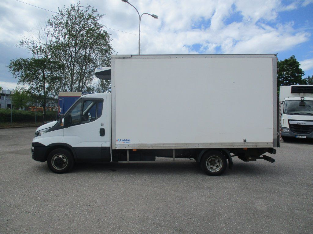 Hladilno vozilo Iveco Daily 35C16 Dhollandia: slika 13 Hladilno vozilo Iveco Daily 35C16 Dhollandia: slika 13