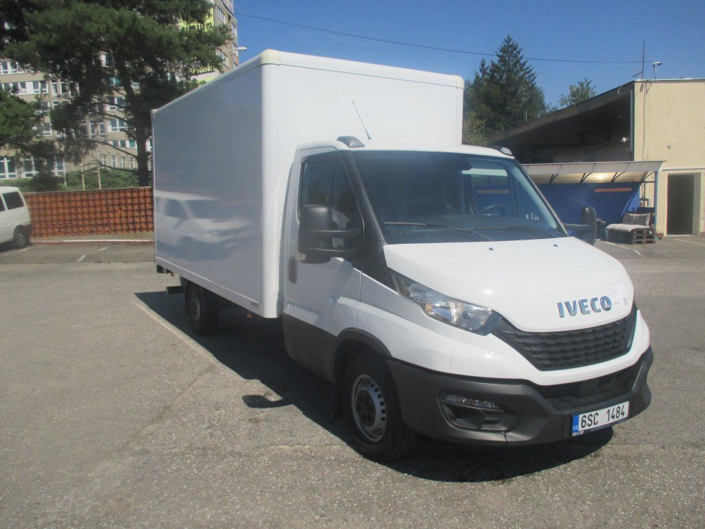 Iveco Daily 35S16 - Furgon: slika 4 Iveco Daily 35S16 - Furgon: slika 4