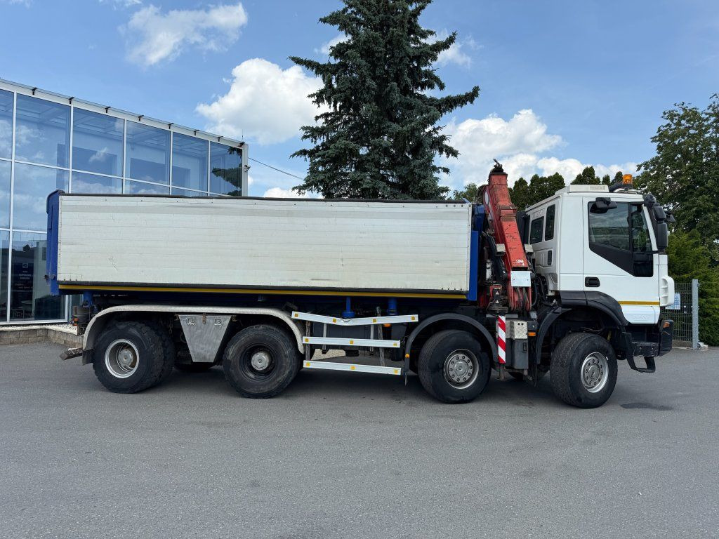 Iveco Trakker AD410 T45 8x8 + HMF 1643 Z2 - Tovornjak prekucnik: slika 3 Iveco Trakker AD410 T45 8x8 + HMF 1643 Z2 - Tovornjak prekucnik: slika 3