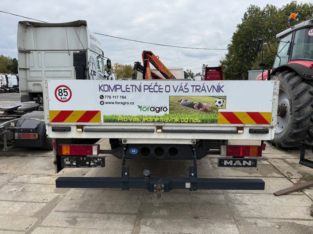 MAN 12.185 EURO 3 Kran UNBEWEGLICH - Tovornjak z dvigalom: slika 4 MAN 12.185 EURO 3 Kran UNBEWEGLICH - Tovornjak z dvigalom: slika 4