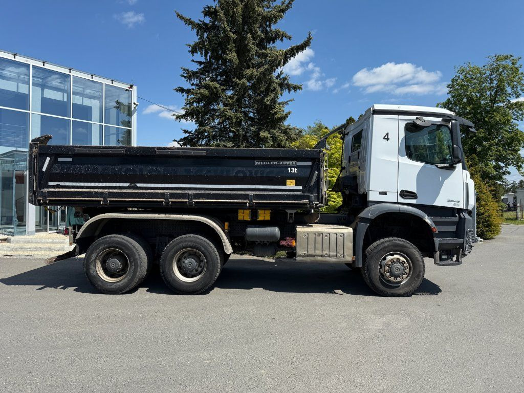 Mercedes-Benz 3343 Arocs 6x6 S3 EURO 6 - Tovornjak prekucnik: slika 4 Mercedes-Benz 3343 Arocs 6x6 S3 EURO 6 - Tovornjak prekucnik: slika 4