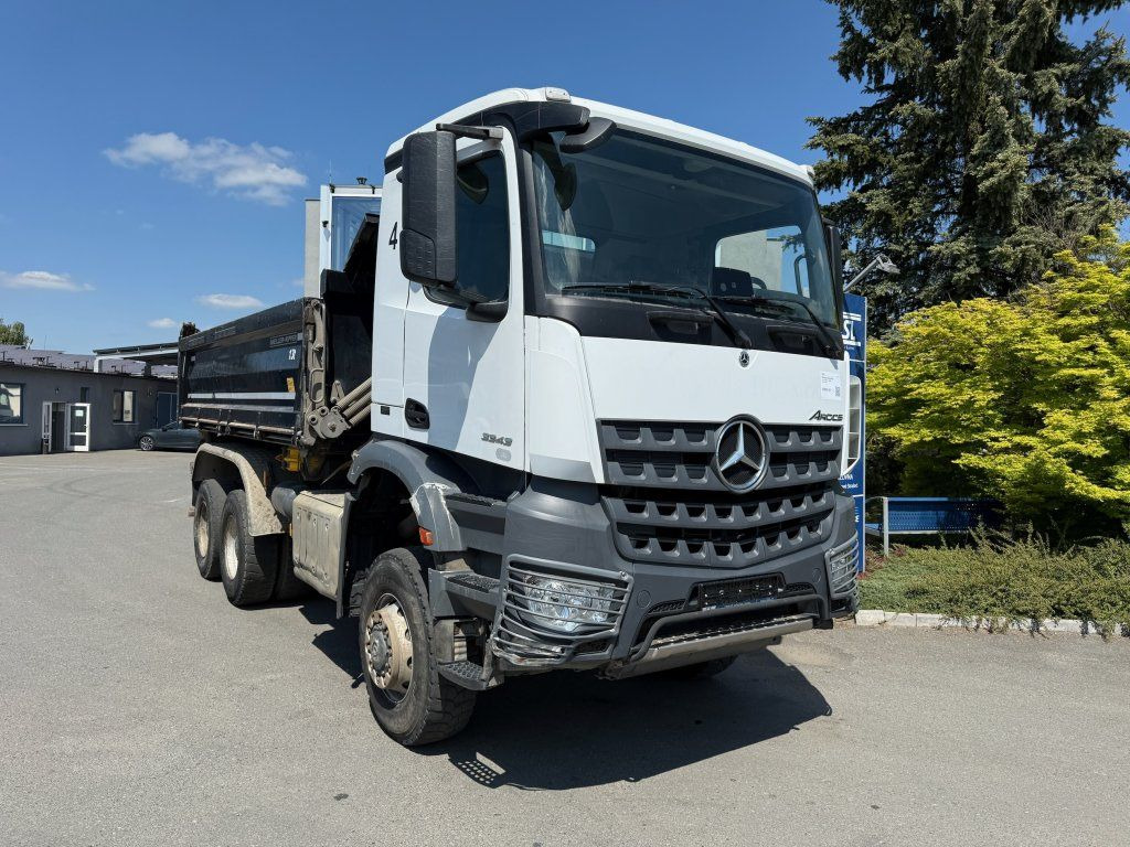 Mercedes-Benz 3343 Arocs 6x6 S3 EURO 6 - Tovornjak prekucnik: slika 3 Mercedes-Benz 3343 Arocs 6x6 S3 EURO 6 - Tovornjak prekucnik: slika 3