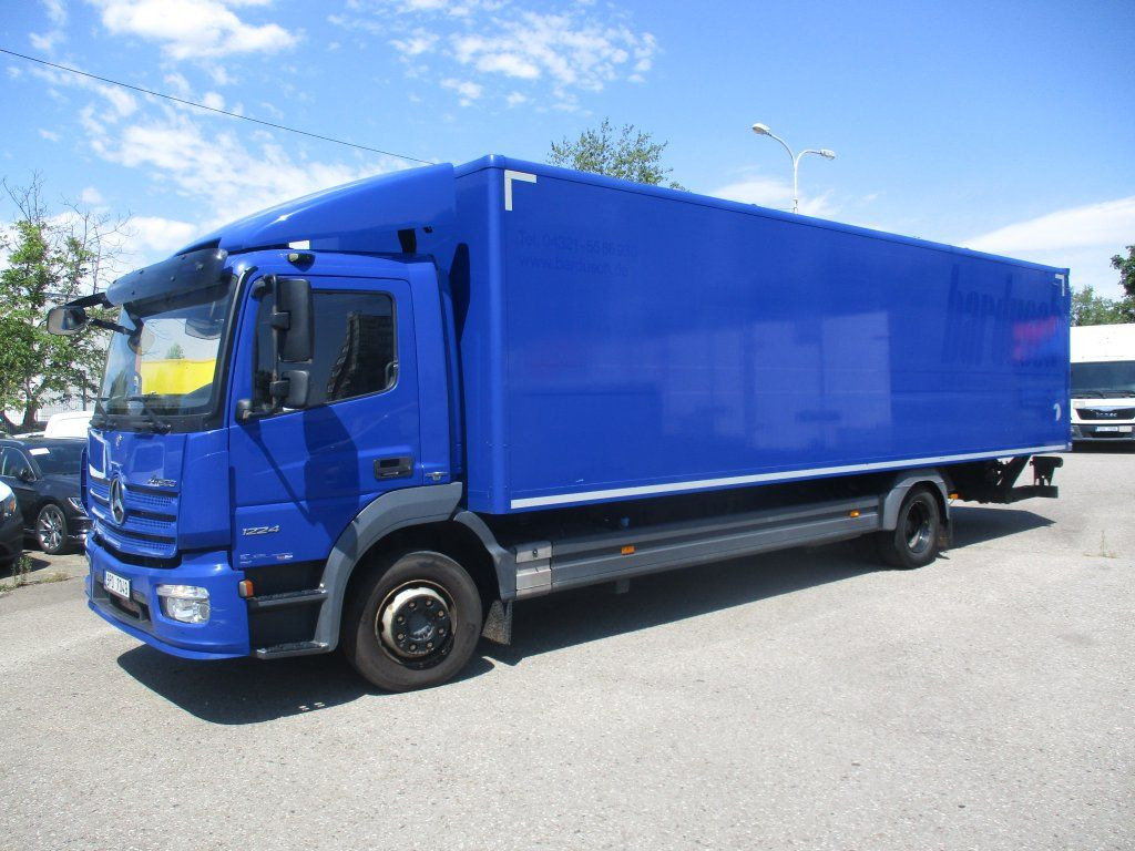 Mercedes-Benz Atego 1224 mit LBW - Tovornjak hladilnik: slika 1 Mercedes-Benz Atego 1224 mit LBW - Tovornjak hladilnik: slika 1