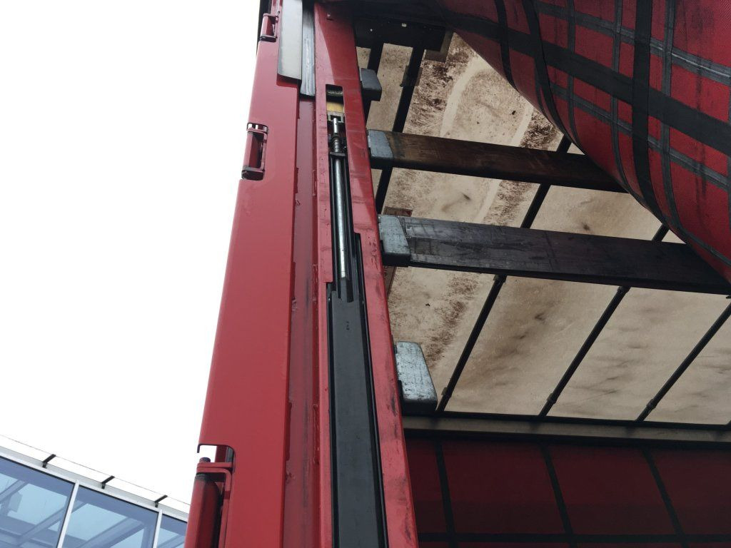 Polprikolica s ponjavo Schmitz Cargobull SCB*S3T standard/lifting roof/Hubdach 2,70-2,85m: slika 17