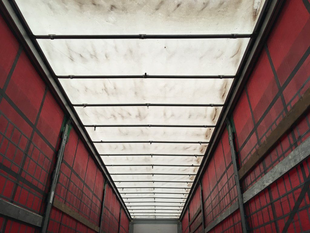 Polprikolica s ponjavo Schmitz Cargobull SCB*S3T standard/lifting roof/Hubdach 2,70-2,85m: slika 10