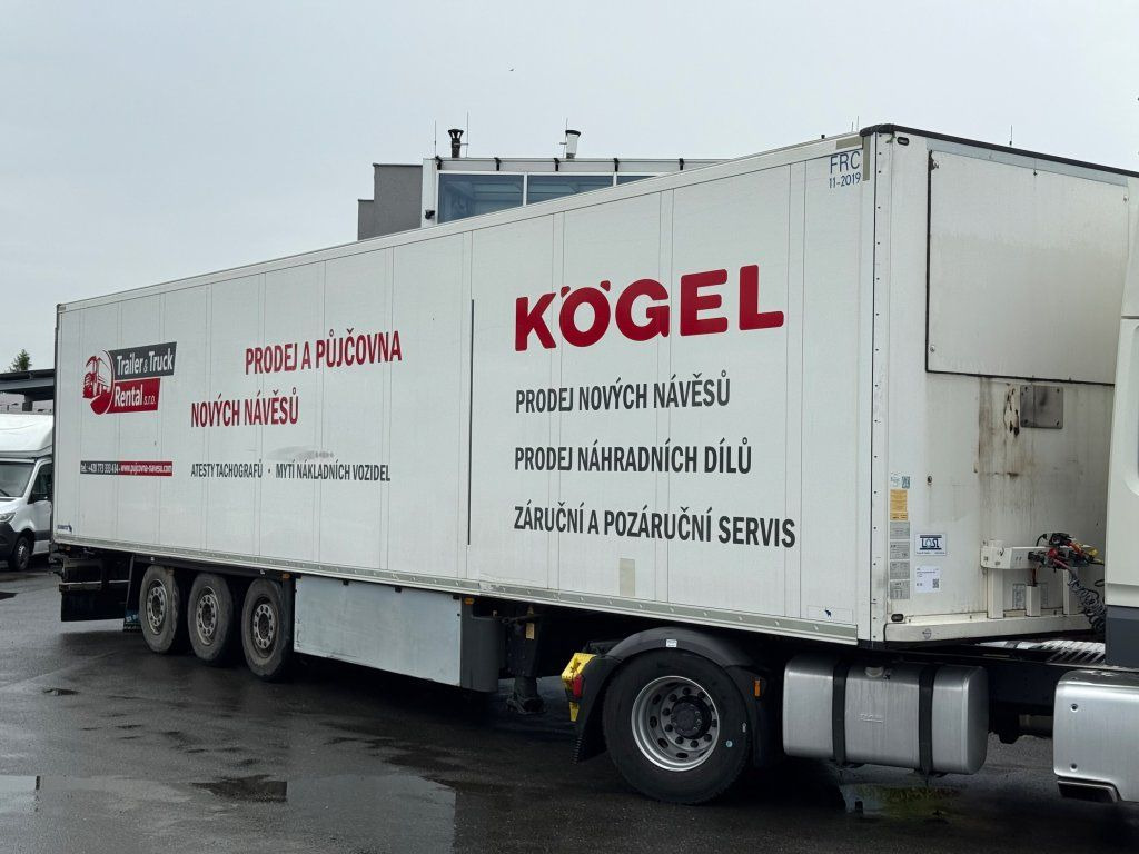 Schmitz Cargobull SKO24 - Polprikolica zabojnik: slika 1 Schmitz Cargobull SKO24 - Polprikolica zabojnik: slika 1