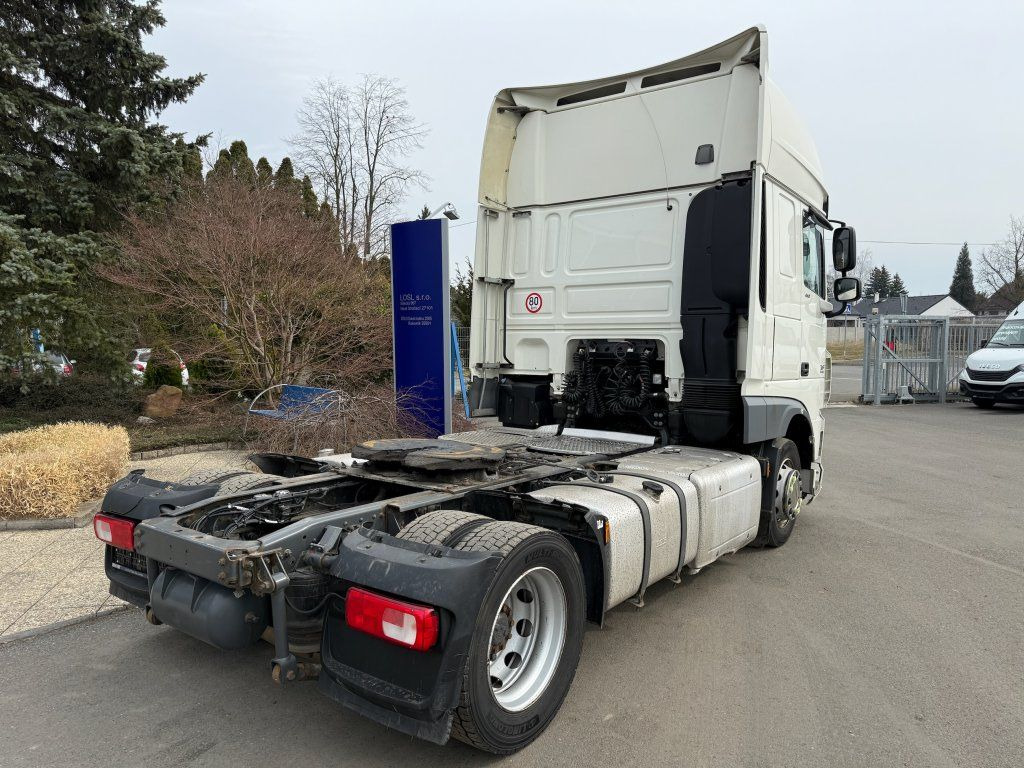 DAF XF460 EURO 6 MEGA/lowdeck - Vlačilec: slika 4 DAF XF460 EURO 6 MEGA/lowdeck - Vlačilec: slika 4