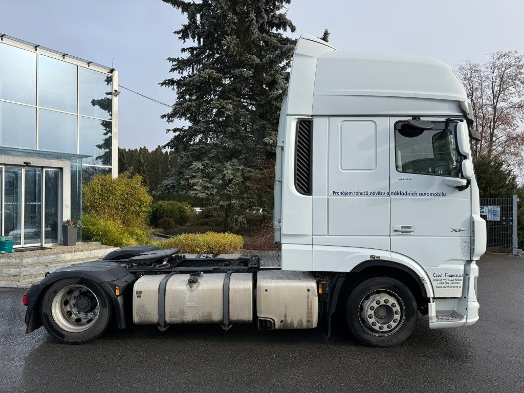 DAF XF480 Superspacecab SSC lowdeck - Vlačilec: slika 3 DAF XF480 Superspacecab SSC lowdeck - Vlačilec: slika 3