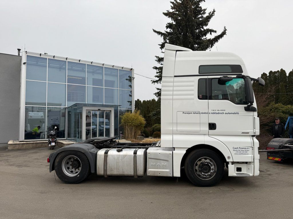 MAN TGX18.460 EURO 6 festsitzender Motor - Vlačilec: slika 3 MAN TGX18.460 EURO 6 festsitzender Motor - Vlačilec: slika 3