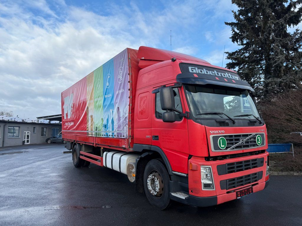 Volvo FM260 EURO 3 - Tovornjak s ponjavo: slika 2 Volvo FM260 EURO 3 - Tovornjak s ponjavo: slika 2