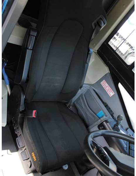 Iveco CROSSWAY Low Entry | EURO 6 | 2+2+1 | 41 SEATS - Mestni avtobus: slika 5 Iveco CROSSWAY Low Entry | EURO 6 | 2+2+1 | 41 SEATS - Mestni avtobus: slika 5