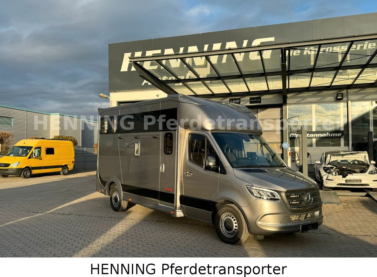 Mercedes-Benz Sprinter 3 - Sitzer - Tovornjak za prevoz živine: slika 1 Mercedes-Benz Sprinter 3 - Sitzer - Tovornjak za prevoz živine: slika 1