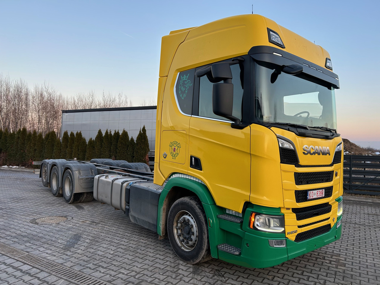 Tovornjak-šasija SCANIA R650 8X4 / V8 / 2020 / FAHRGESTELL / LIFT-LENK: slika 1