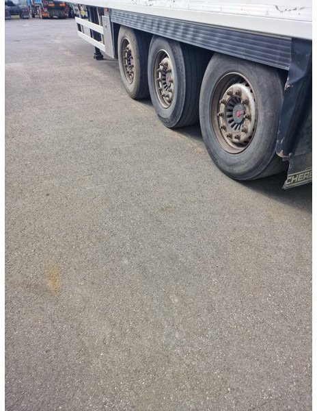 Chereau - Polprikolica hladilnik: slika 5 Chereau - Polprikolica hladilnik: slika 5