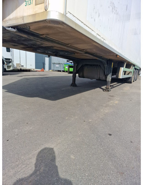 Chereau Thermo King SLX 200 - 2m50 high - Polprikolica hladilnik: slika 4 Chereau Thermo King SLX 200 - 2m50 high - Polprikolica hladilnik: slika 4