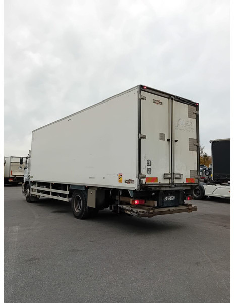 Mercedes-Benz Axor 1833 lizing Mercedes-Benz Axor 1833: slika 9