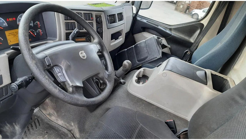 Volvo FL 240 - Tovornjak s ponjavo: slika 5 Volvo FL 240 - Tovornjak s ponjavo: slika 5