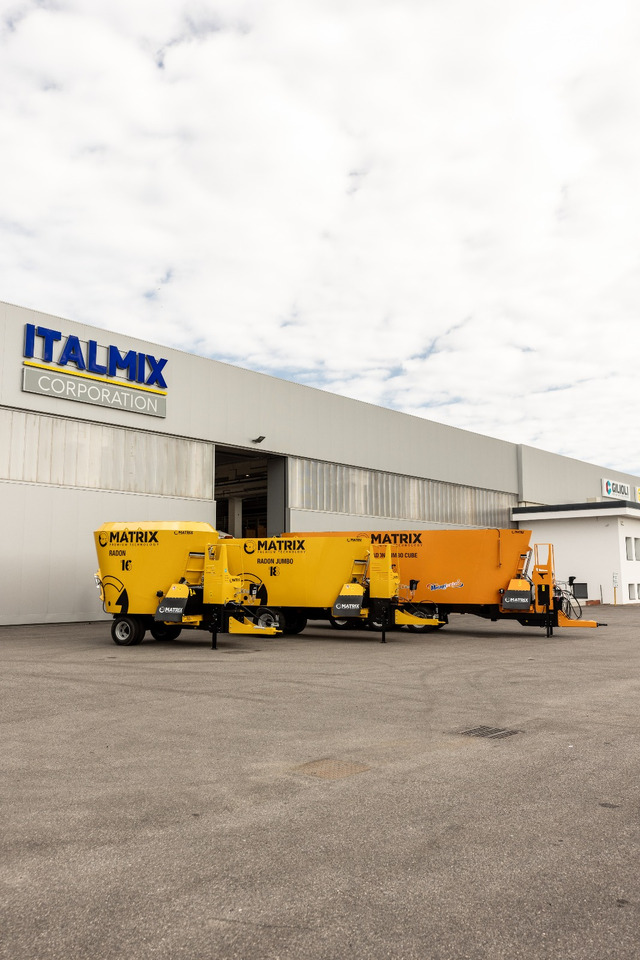 ITALMIX radon-jumbo-cube - Mešalnik za krmo: slika 1 ITALMIX radon-jumbo-cube - Mešalnik za krmo: slika 1