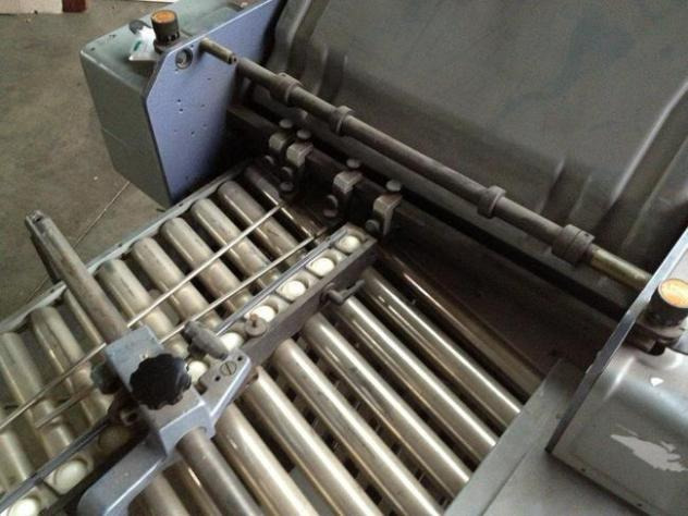 Heidelberg steel 2nd station T 50/4 buckle plate folding unit - Stroj za zgibanje: slika 3 Heidelberg steel 2nd station T 50/4 buckle plate folding unit - Stroj za zgibanje: slika 3