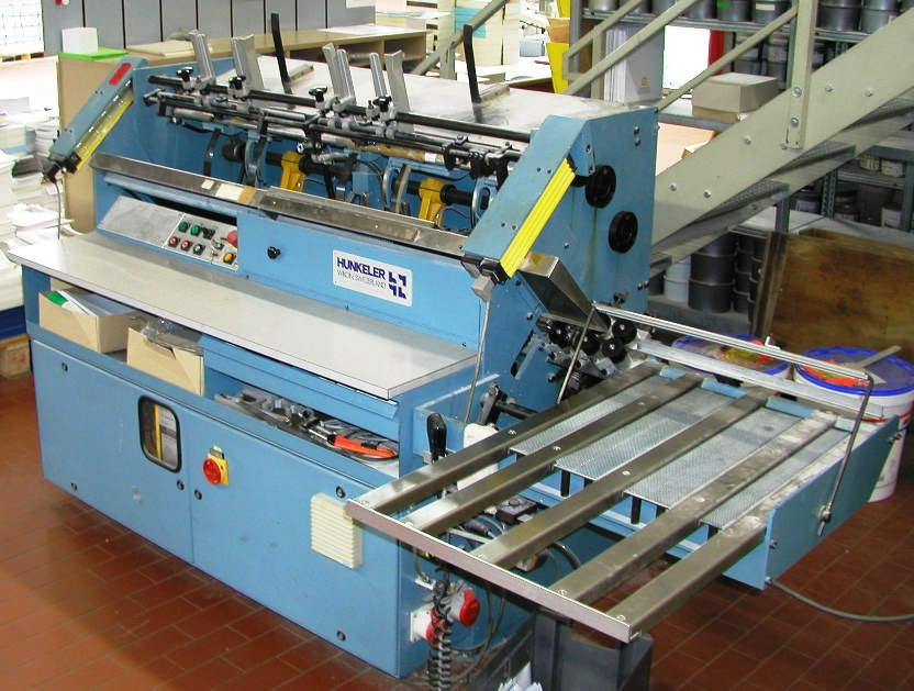 Hunkeler VEA 520 k sheet facing and gluing machine - Stroj za vezavo: slika 1 Hunkeler VEA 520 k sheet facing and gluing machine - Stroj za vezavo: slika 1