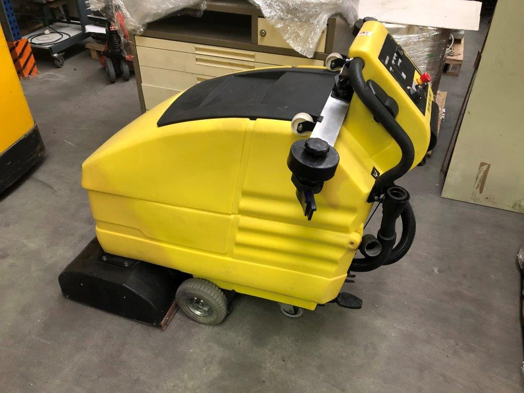 Kärcher 550 XL Bat - Kombinirani čistilni stroj: slika 1 Kärcher 550 XL Bat - Kombinirani čistilni stroj: slika 1