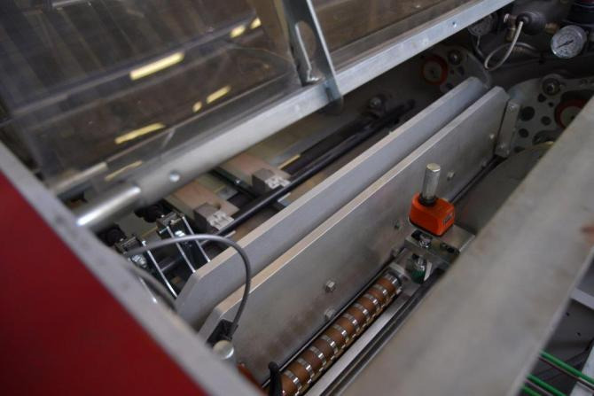 Petratto Cordoba 3D double bar creasing and folding machine - Stroj za zgibanje: slika 5 Petratto Cordoba 3D double bar creasing and folding machine - Stroj za zgibanje: slika 5