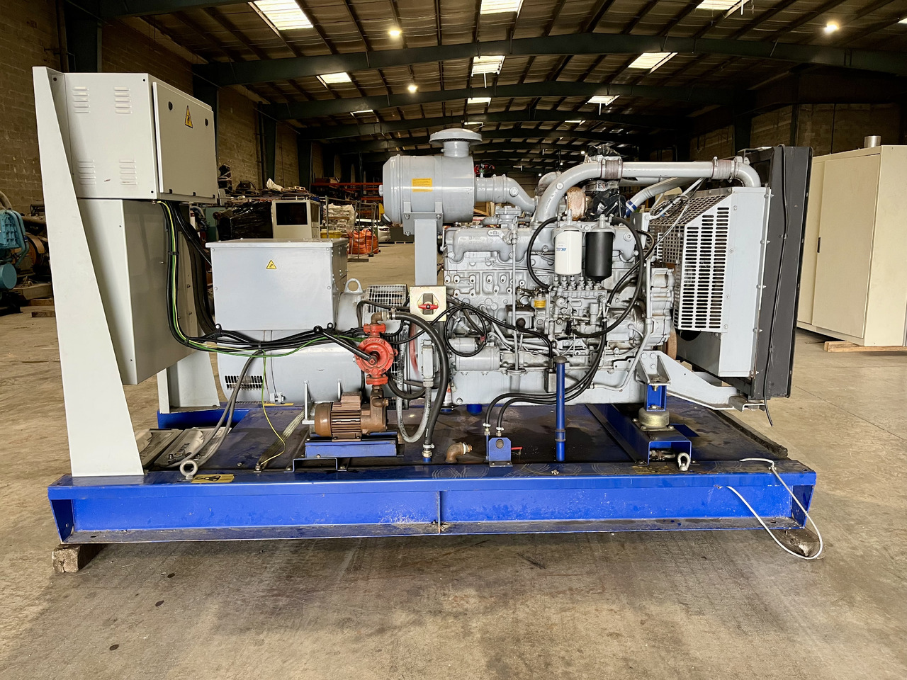 2h Energy 150 kVa IVECO 8361 - Generator: slika 1 2h Energy 150 kVa IVECO 8361 - Generator: slika 1