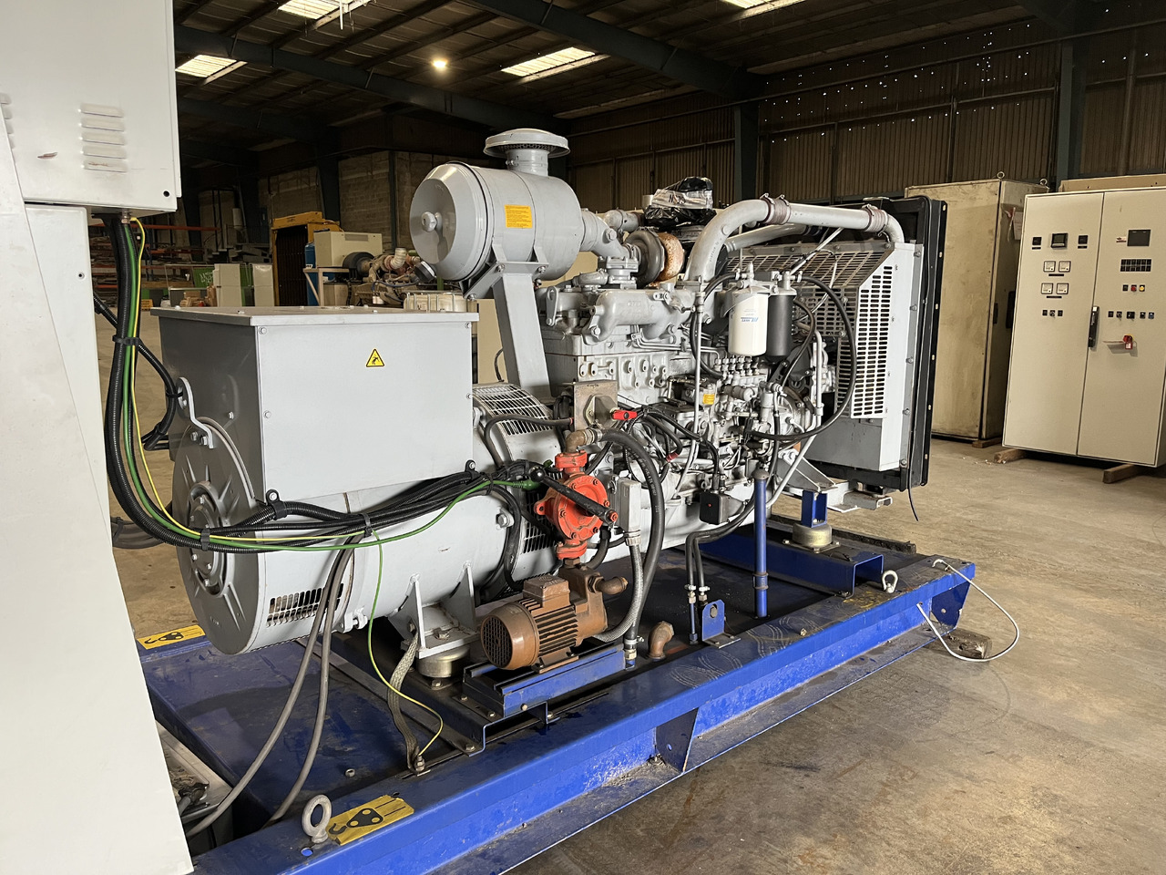 2h Energy 150 kVa IVECO 8361 - Generator: slika 3 2h Energy 150 kVa IVECO 8361 - Generator: slika 3