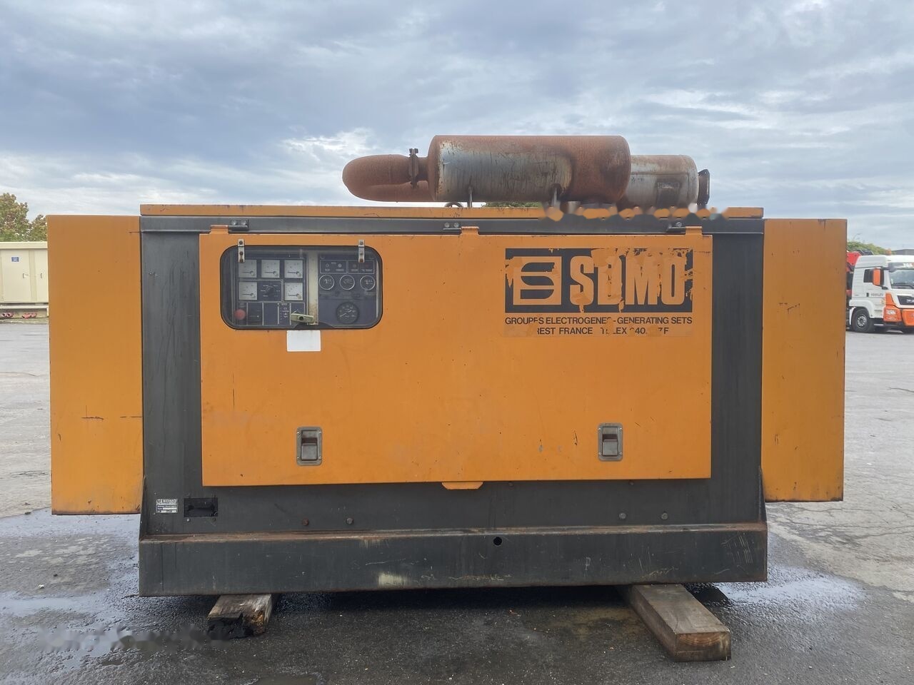 SDMO 100 kVa Cummins 6BT5.9 - Generator: slika 1 SDMO 100 kVa Cummins 6BT5.9 - Generator: slika 1