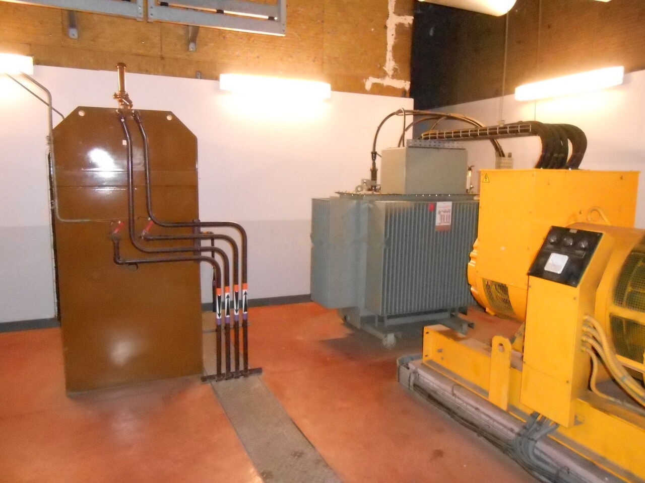 SDMO Cummins 1000 kVa KTA50-G1 - Generator: slika 2 SDMO Cummins 1000 kVa KTA50-G1 - Generator: slika 2