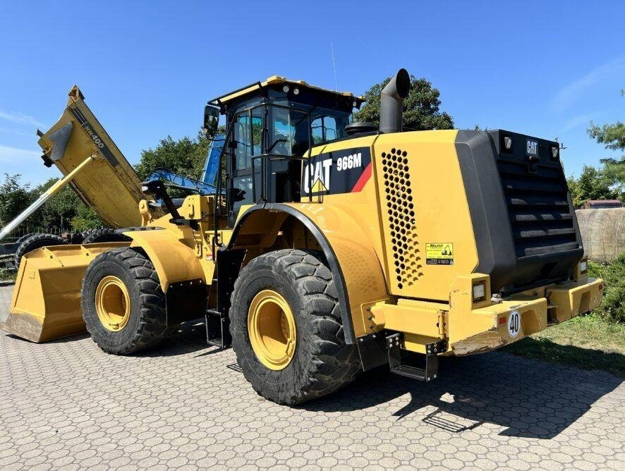 CAT 966M - Kolesni nakladalec: slika 2 CAT 966M - Kolesni nakladalec: slika 2