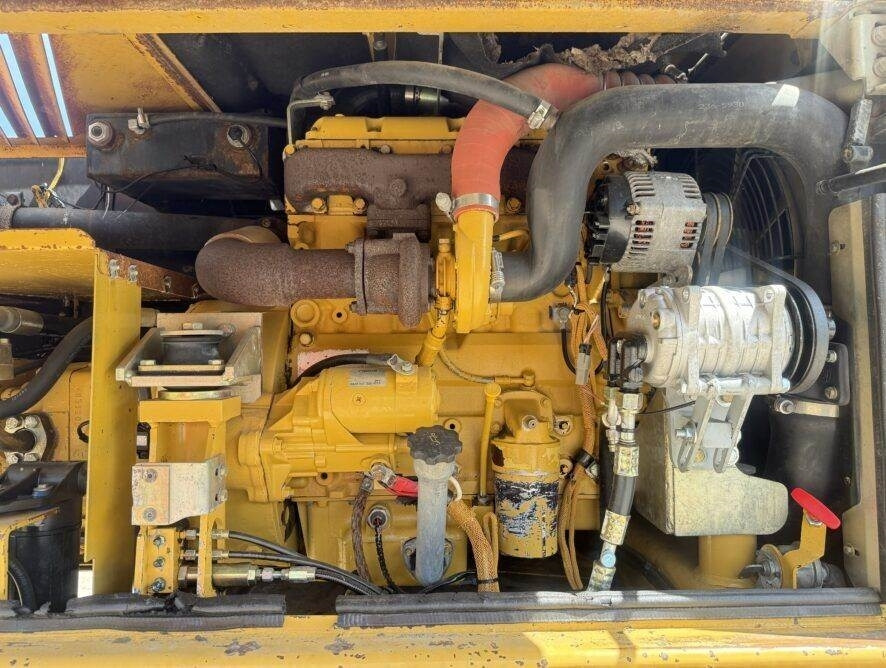 Bager na kolesih CAT M315C AC: slika 11