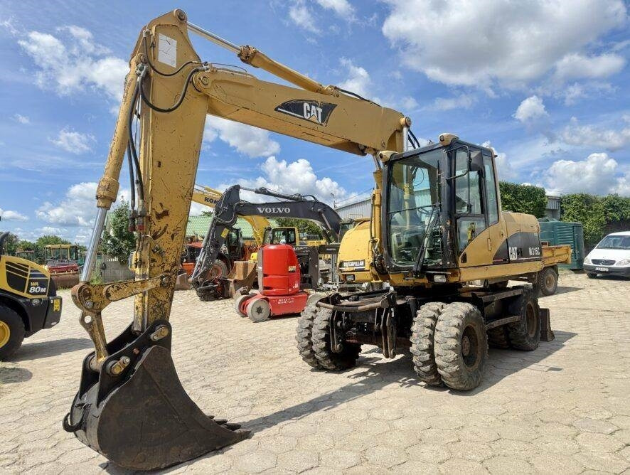 CAT M315C AC - Bager na kolesih: slika 2 CAT M315C AC - Bager na kolesih: slika 2
