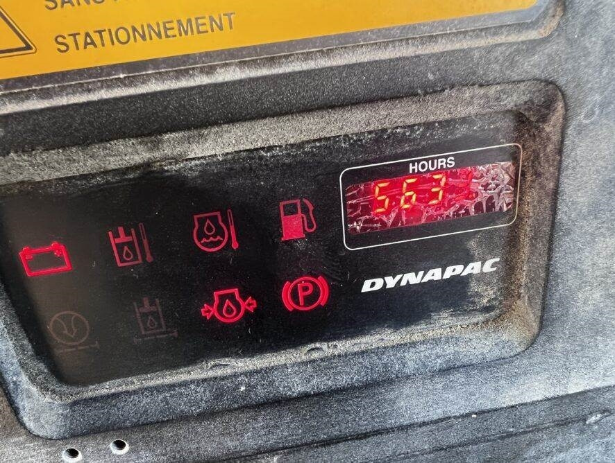 Cestni valjar Dynapac CC422 A/C: slika 8