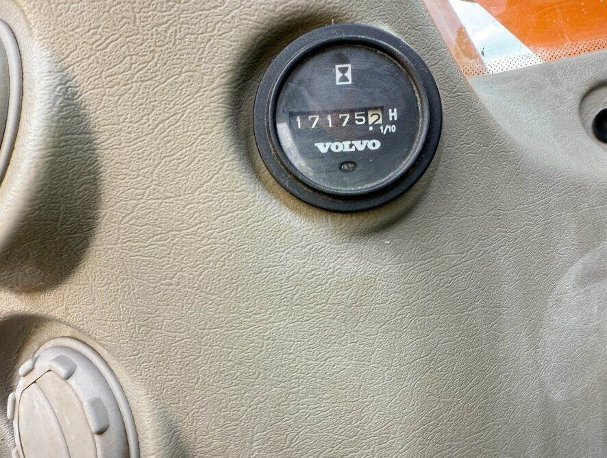 Bager goseničar Volvo EC290CL: slika 8