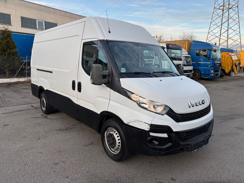 Iveco Daily 35S130 Klima Iveco Daily 35S130 Klima - Furgon: slika 3 Iveco Daily 35S130 Klima Iveco Daily 35S130 Klima - Furgon: slika 3