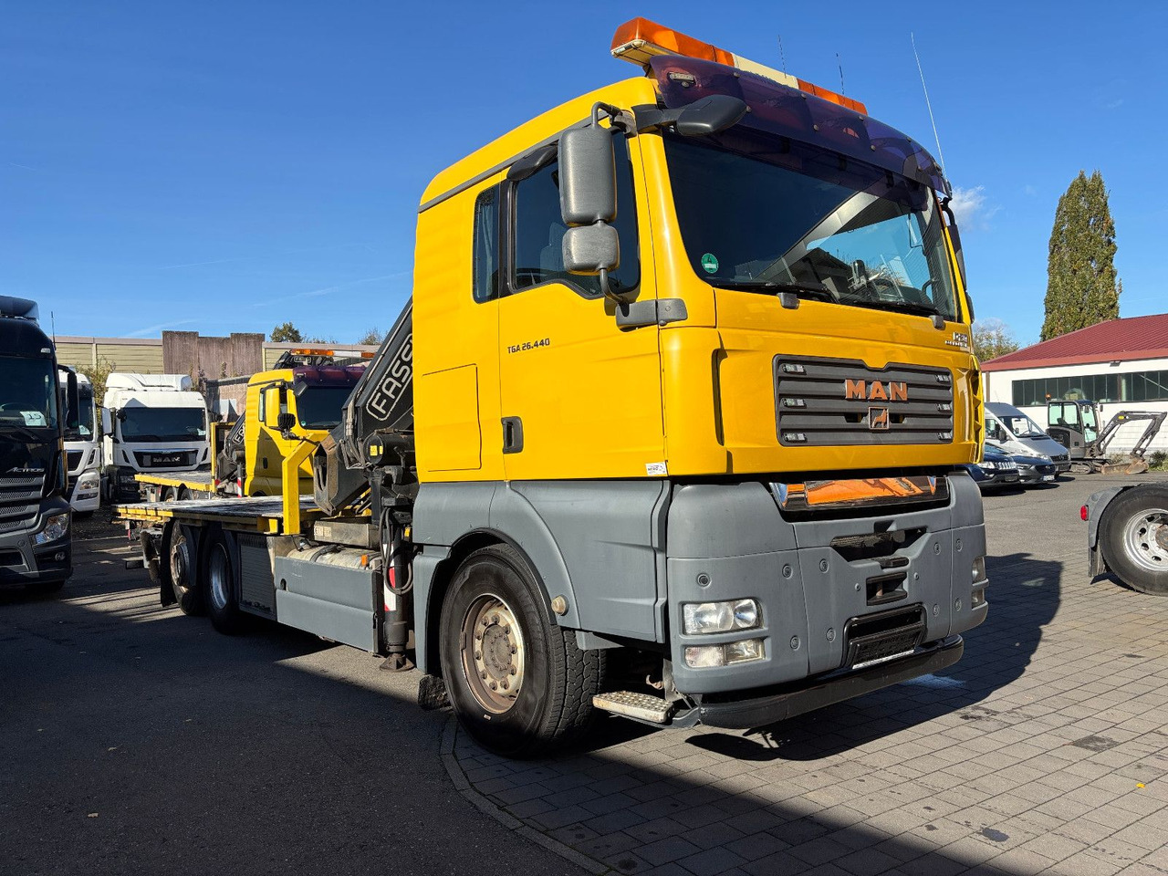 MAN TGA 26.440 FASSI F450AXP Containerauf./Lenkachse - Tovornjak z dvigalom: slika 5 MAN TGA 26.440 FASSI F450AXP Containerauf./Lenkachse - Tovornjak z dvigalom: slika 5