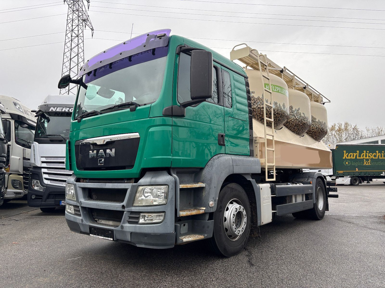 MAN TGS 18.440 Silo/Waage/Kompressor/40m Schlauch - Tovornjak cisterna: slika 3 MAN TGS 18.440 Silo/Waage/Kompressor/40m Schlauch - Tovornjak cisterna: slika 3