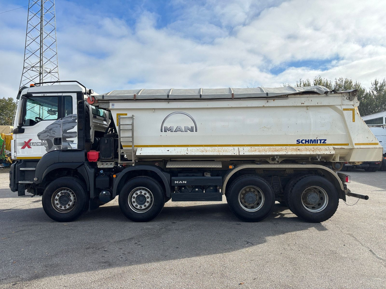 MAN TGS41.510 8x4 Schmitz Muldenkipper Retarder/19m³ - Tovornjak prekucnik: slika 4 MAN TGS41.510 8x4 Schmitz Muldenkipper Retarder/19m³ - Tovornjak prekucnik: slika 4