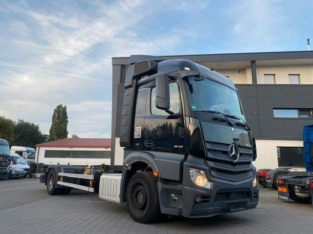 Mercedes-Benz Actros 1842 BDF LBW 1845 2x - Kontejnerski tovornjak/ Tovornjak z zamenljivim tovoriščem: slika 1 Mercedes-Benz Actros 1842 BDF LBW 1845 2x - Kontejnerski tovornjak/ Tovornjak z zamenljivim tovoriščem: slika 1