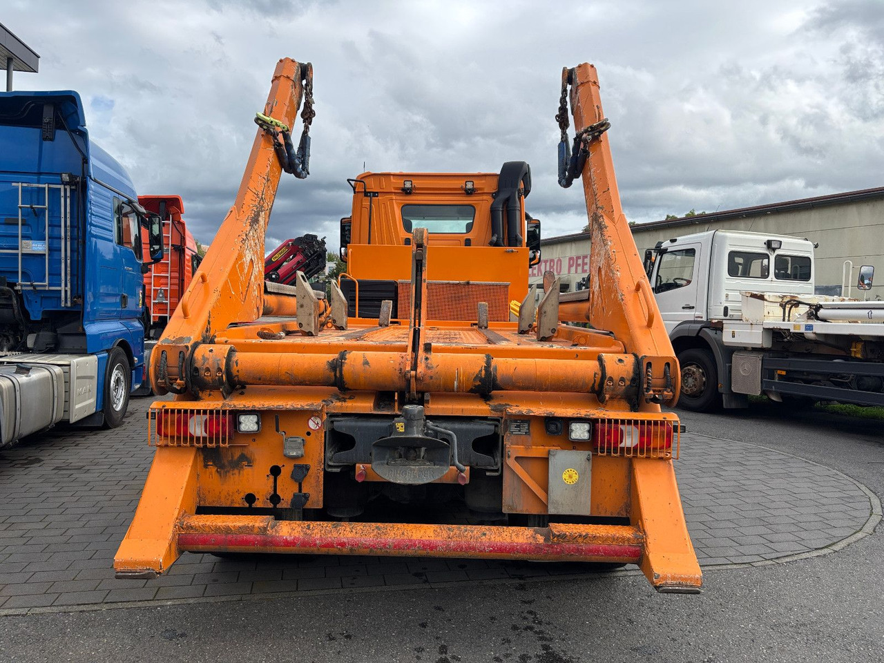 Tovornjak prekucnik Mercedes-Benz Arocs 2648 6x4/Kempf: slika 7