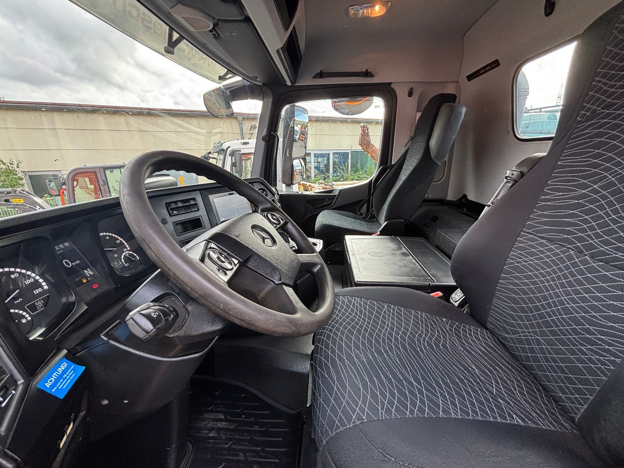 Tovornjak prekucnik Mercedes-Benz Arocs 2648 6x4/Kempf: slika 10