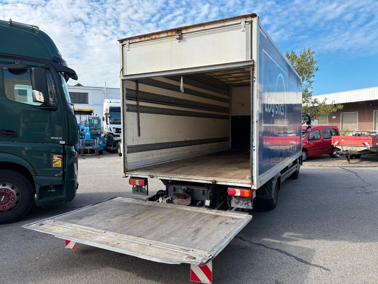 Mercedes-Benz Atego 821 Luft/LBW/EU6/Klima/Navi - Dostavno vozilo z zabojnikom: slika 5 Mercedes-Benz Atego 821 Luft/LBW/EU6/Klima/Navi - Dostavno vozilo z zabojnikom: slika 5