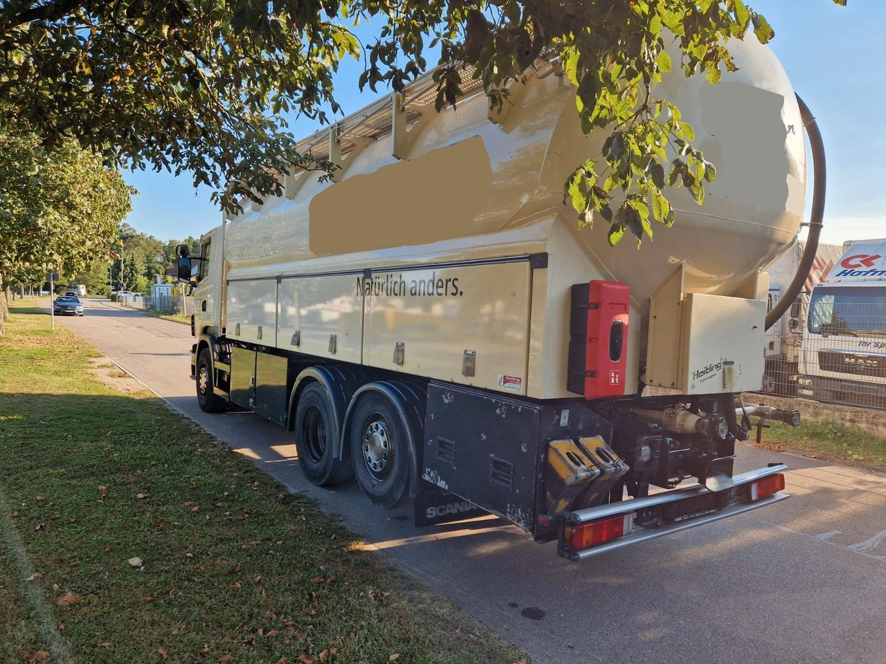 Scania R440 31m³ SILO 4 Kammer/Retarder/Kompressor/Lift - Tovornjak cisterna: slika 4 Scania R440 31m³ SILO 4 Kammer/Retarder/Kompressor/Lift - Tovornjak cisterna: slika 4