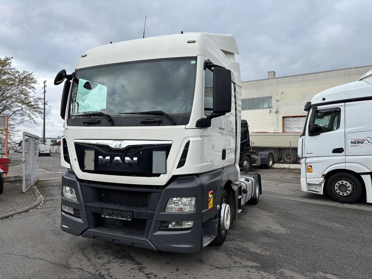 MAN TGX 18.440/Retarder/Hubsattelkupplung/Navi - Vlačilec: slika 3 MAN TGX 18.440/Retarder/Hubsattelkupplung/Navi - Vlačilec: slika 3