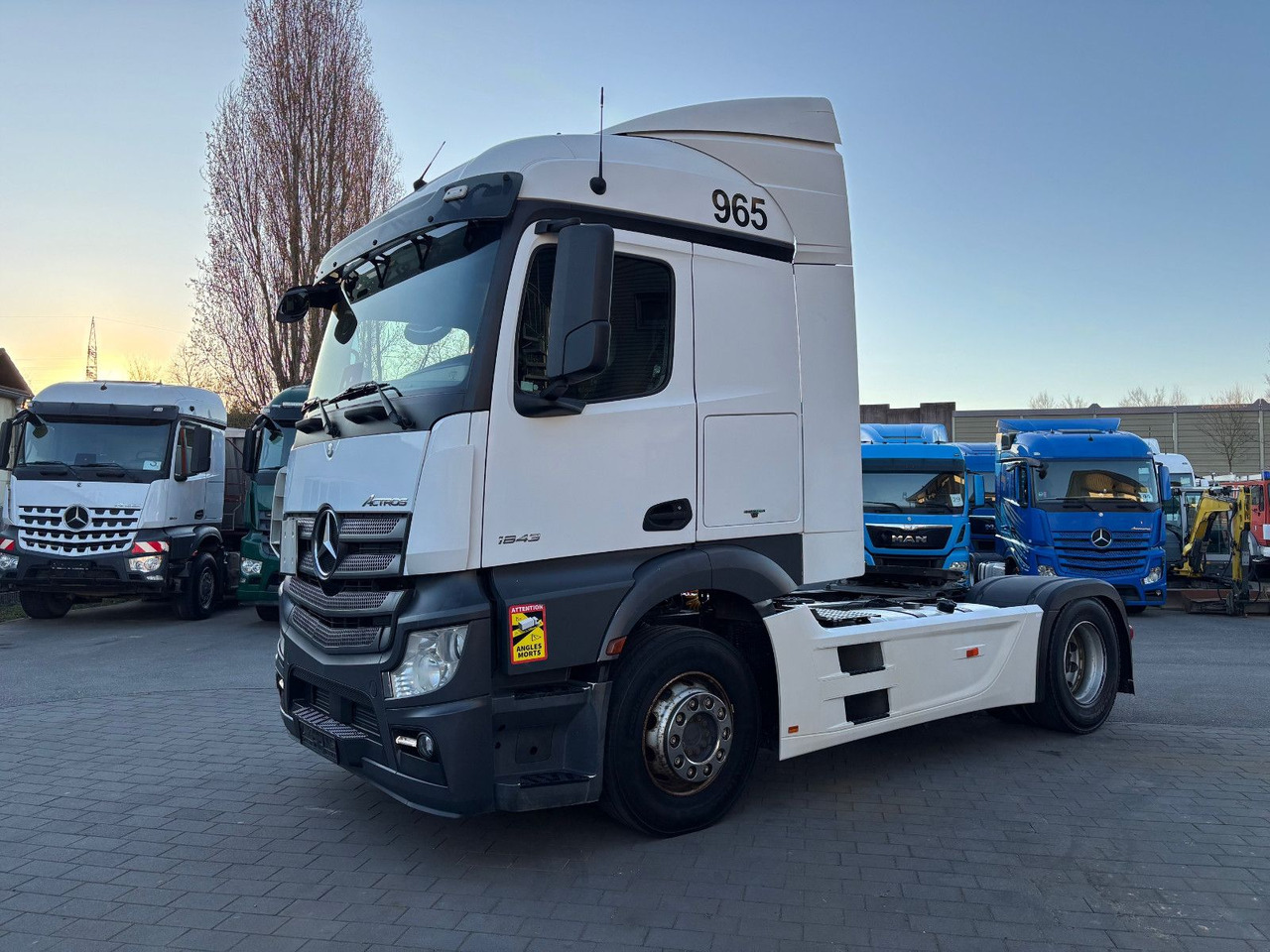 Mercedes-Benz Actros 1843 1845 - Vlačilec: slika 5 Mercedes-Benz Actros 1843 1845 - Vlačilec: slika 5