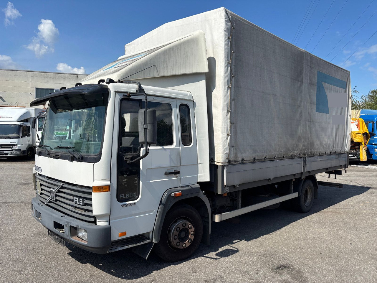 Volvo FL6 Klima/Luftfederung - Dostavno vozilo s ponjavo: slika 1 Volvo FL6 Klima/Luftfederung - Dostavno vozilo s ponjavo: slika 1