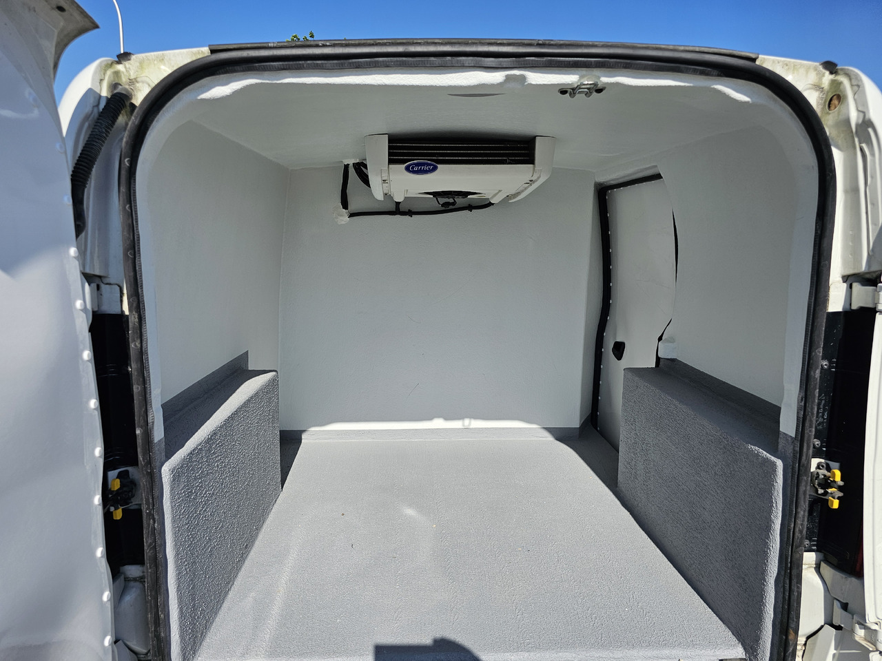 Hladilno vozilo FIAT DOBLO CHLODNIA MROZNIA CARRIER KLIMA EURO6 [ Copy ] [ Copy ]: slika 15