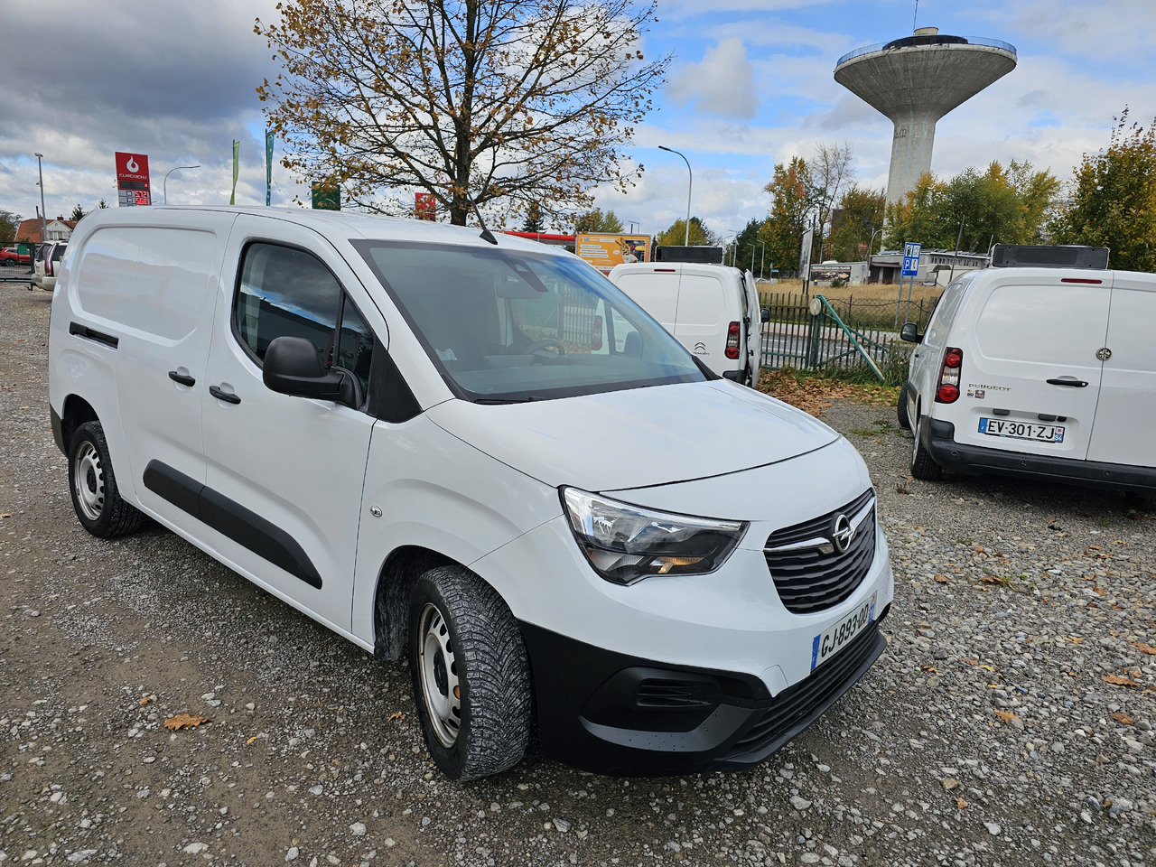 OPEL COMBO MAXI LONG CHLODNIA MROZNIA CARRIER KLIMA EURO6 - Hladilno vozilo: slika 2 OPEL COMBO MAXI LONG CHLODNIA MROZNIA CARRIER KLIMA EURO6 - Hladilno vozilo: slika 2