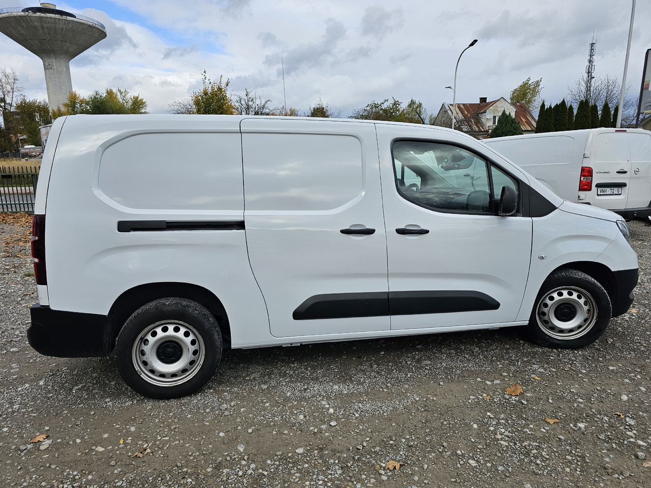 OPEL COMBO MAXI LONG CHLODNIA MROZNIA CARRIER KLIMA EURO6 - Hladilno vozilo: slika 4 OPEL COMBO MAXI LONG CHLODNIA MROZNIA CARRIER KLIMA EURO6 - Hladilno vozilo: slika 4